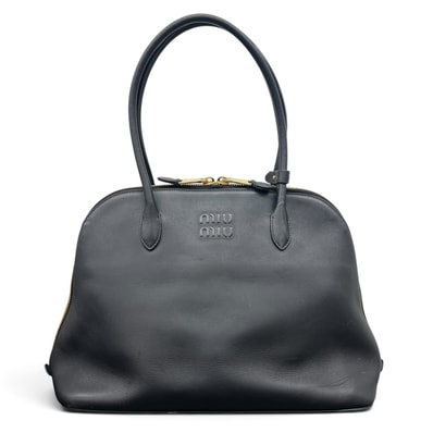miumiu 希少 ミュウミュウ ロゴ エンボス ハンドバッグ ショルダーバッグ ICチップ確認済 レザー ブラック Bランク 中古 鑑定済 ミュウミュウバッグ