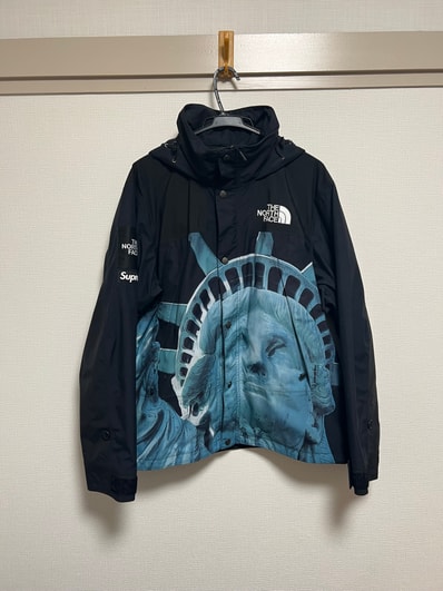 Supreme x The North Face Statue of Liberty Mountain Jacket "Black"