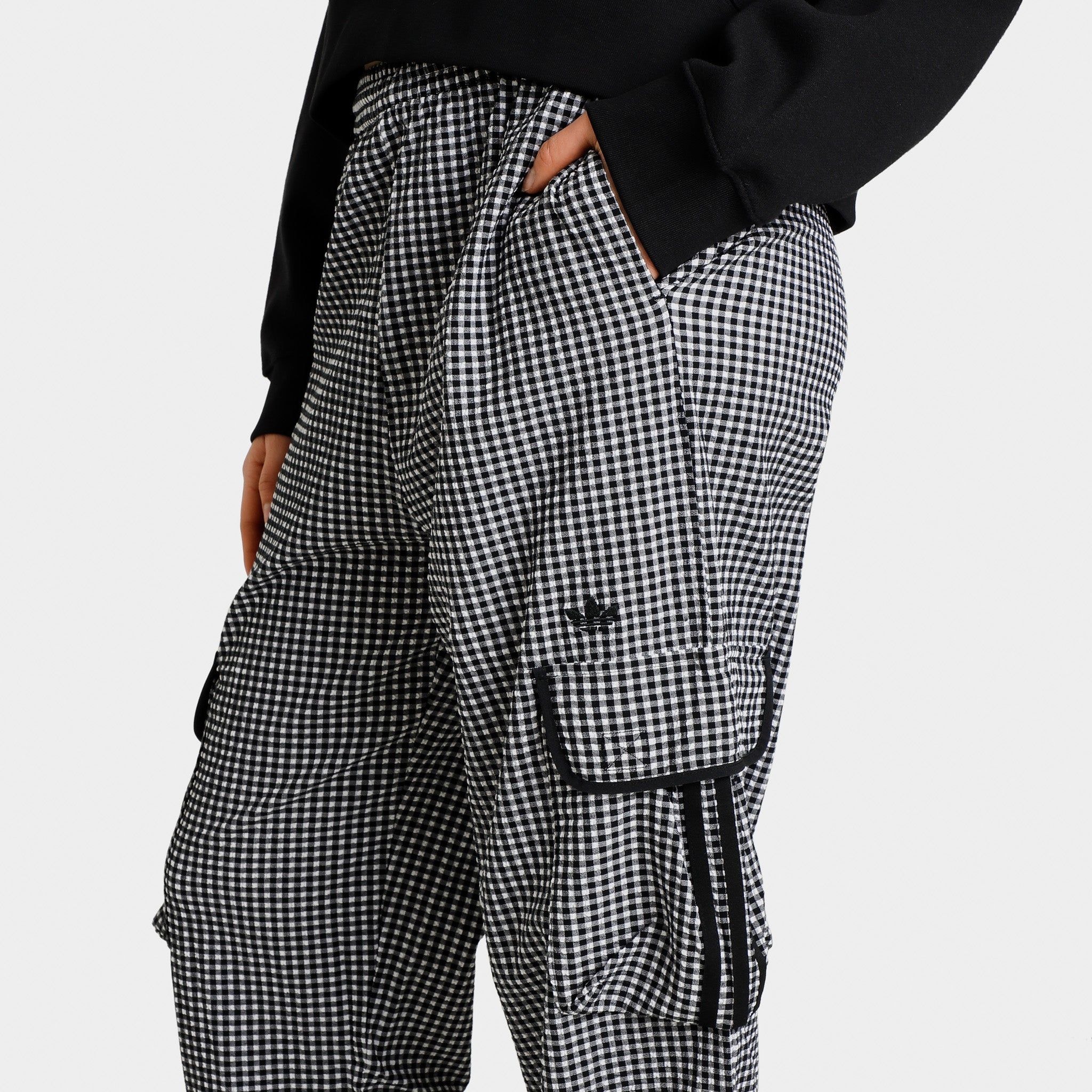 adidas originalstrefoil essentials cargo pants