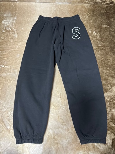 supreme Sロゴ ズボン