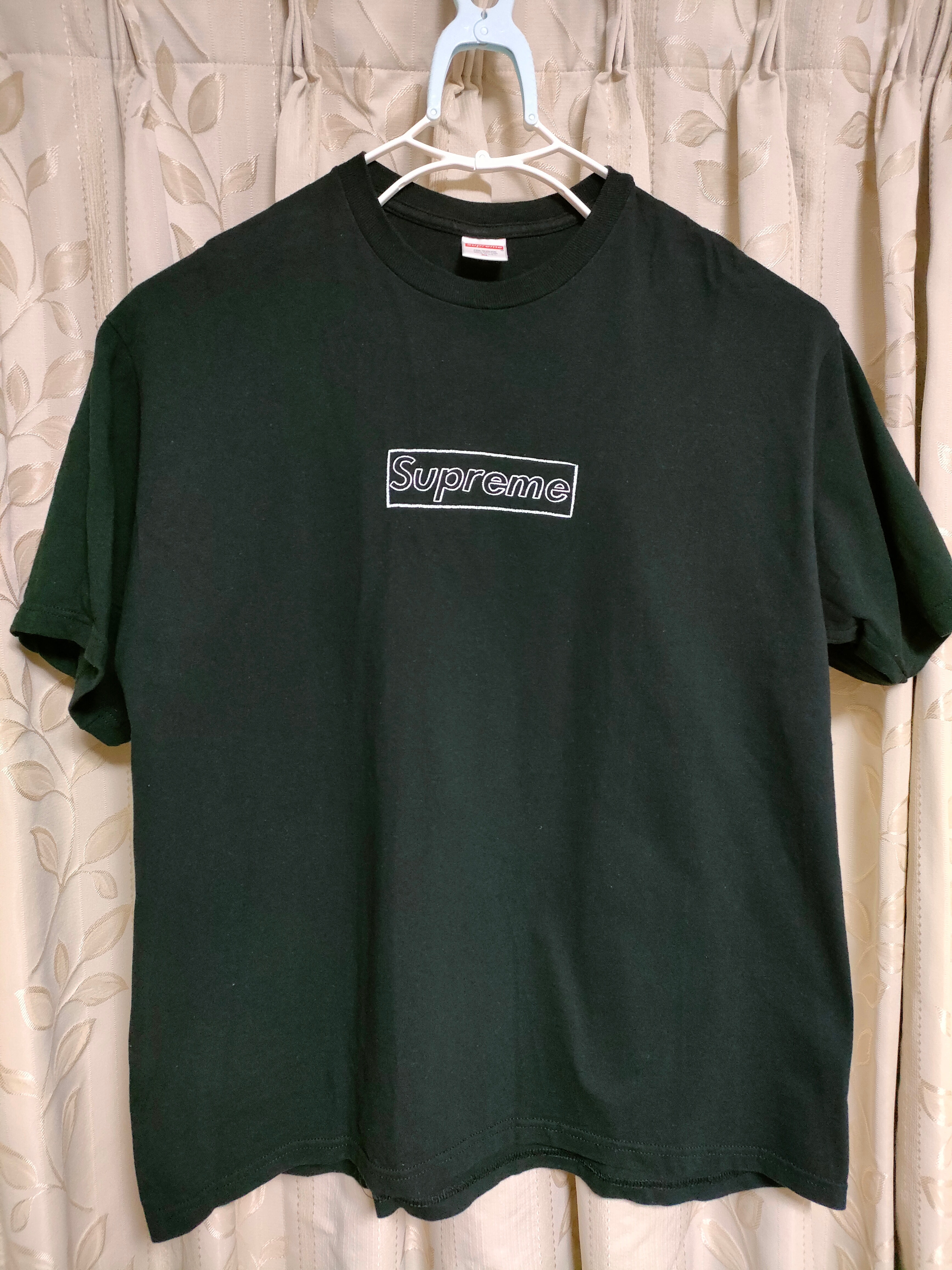 Supreme KAWS Chalk Logo Tee "Black"
