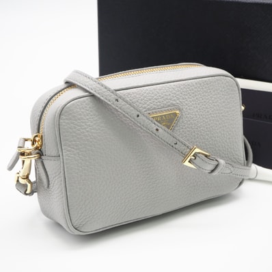 極美品 PRADA プラダ レザー ミニバッグ 1NF060 ショルダーバッグ グレー カーフレザー レディース