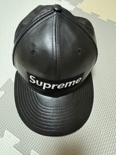 supreme ニューエラ レザーキャップ