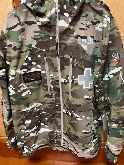 Supreme x The North Face Summit Series Rescue Mountain Pro Jacket "Multi Camo"