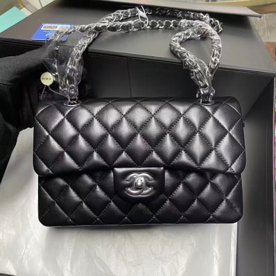 CHANEL Matelasse Classic Double Flap Lambskin "Black/Silver"