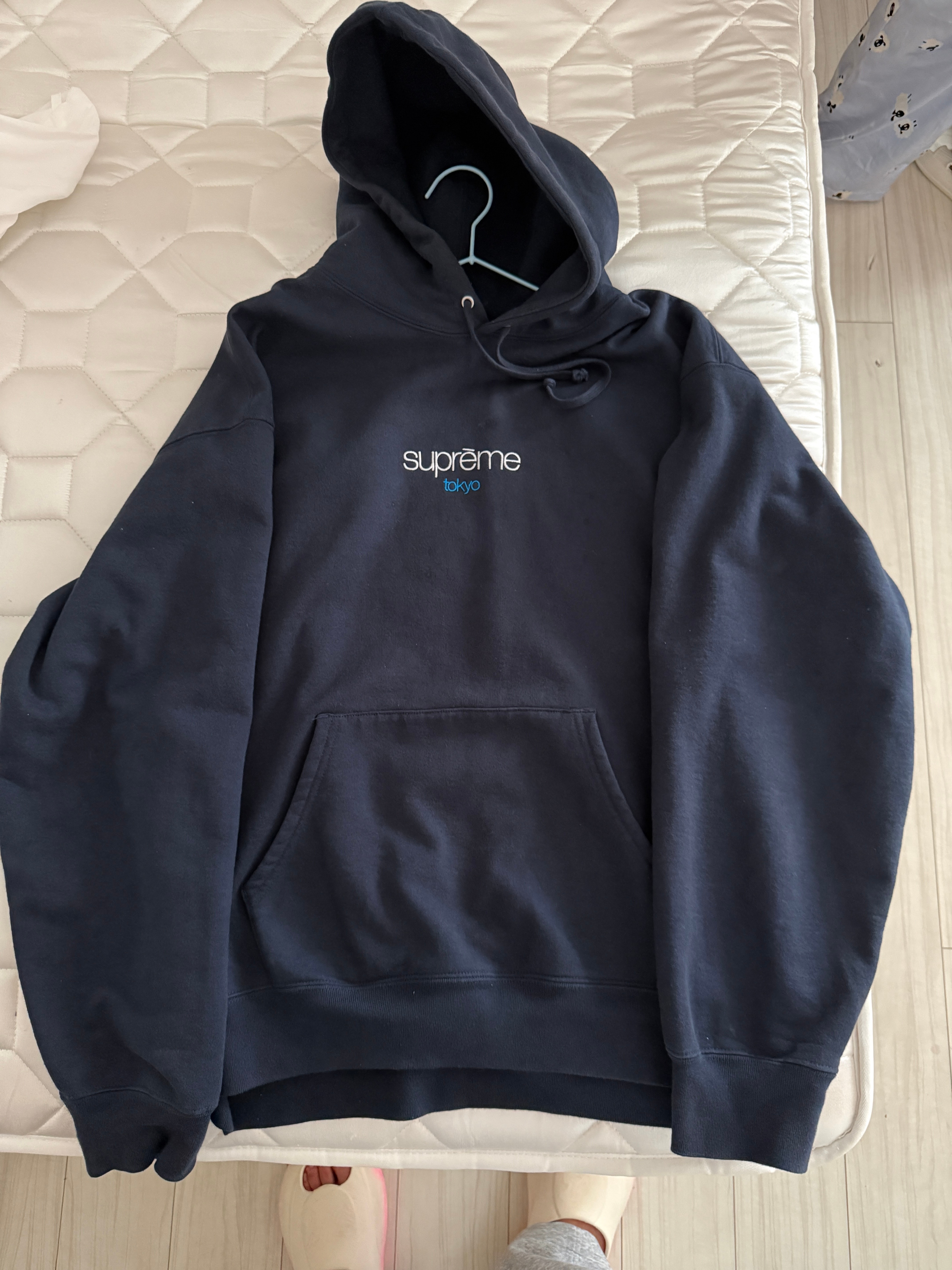 Supreme Classic Logo Shop Hooded Sweatshirt (Tokyo) 