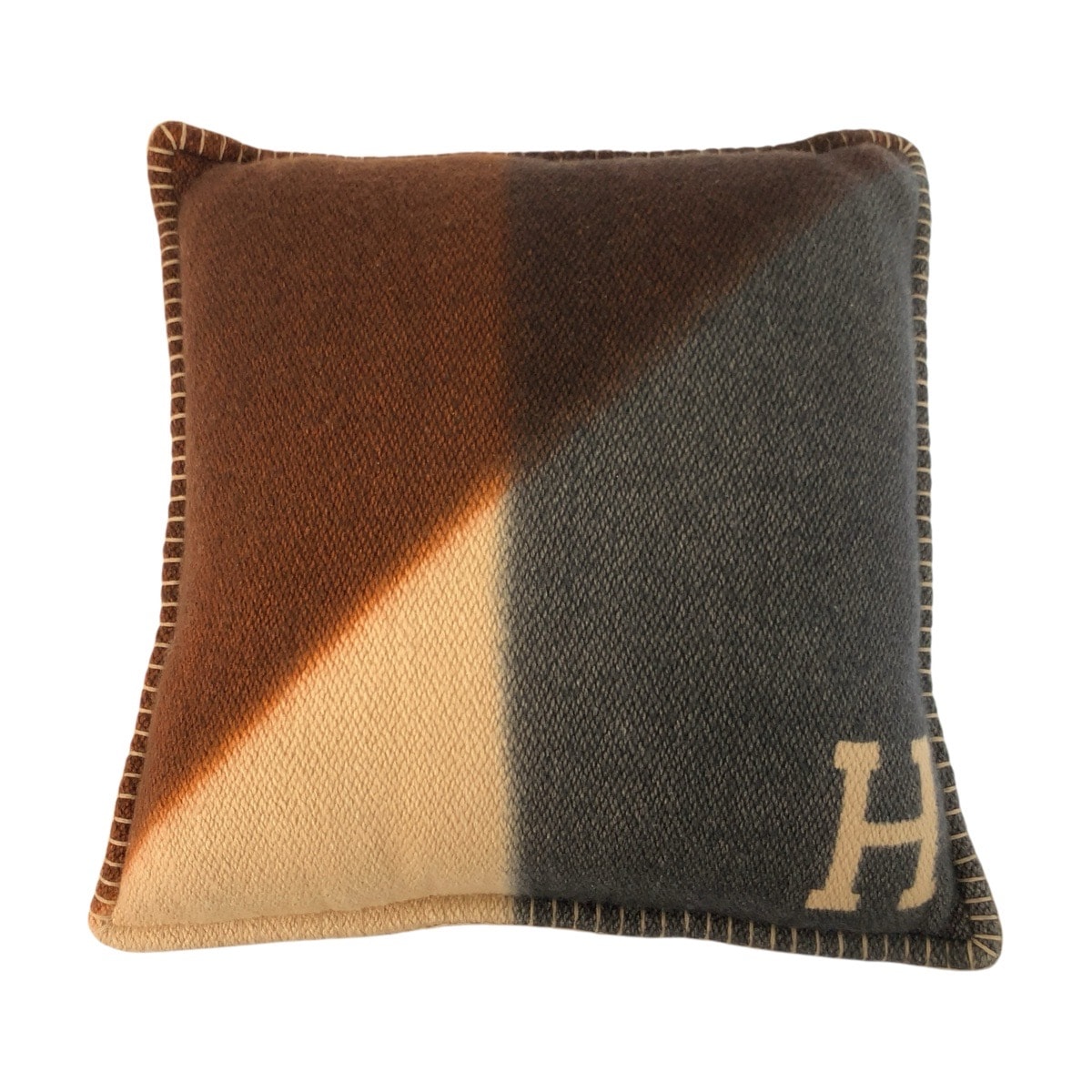 美品 HERMES エルメス Hピタゴラス グレー ワインレッド カシミヤ インテリア クッション 男女兼用 602690 【中古】