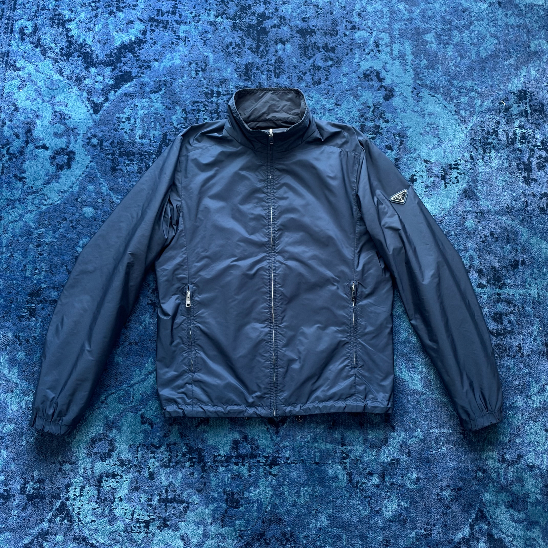 PRADA トライアングルロゴ リバーシブル ナイロンジャケット ブルゾン SGH057 ネイビー ブラック 48