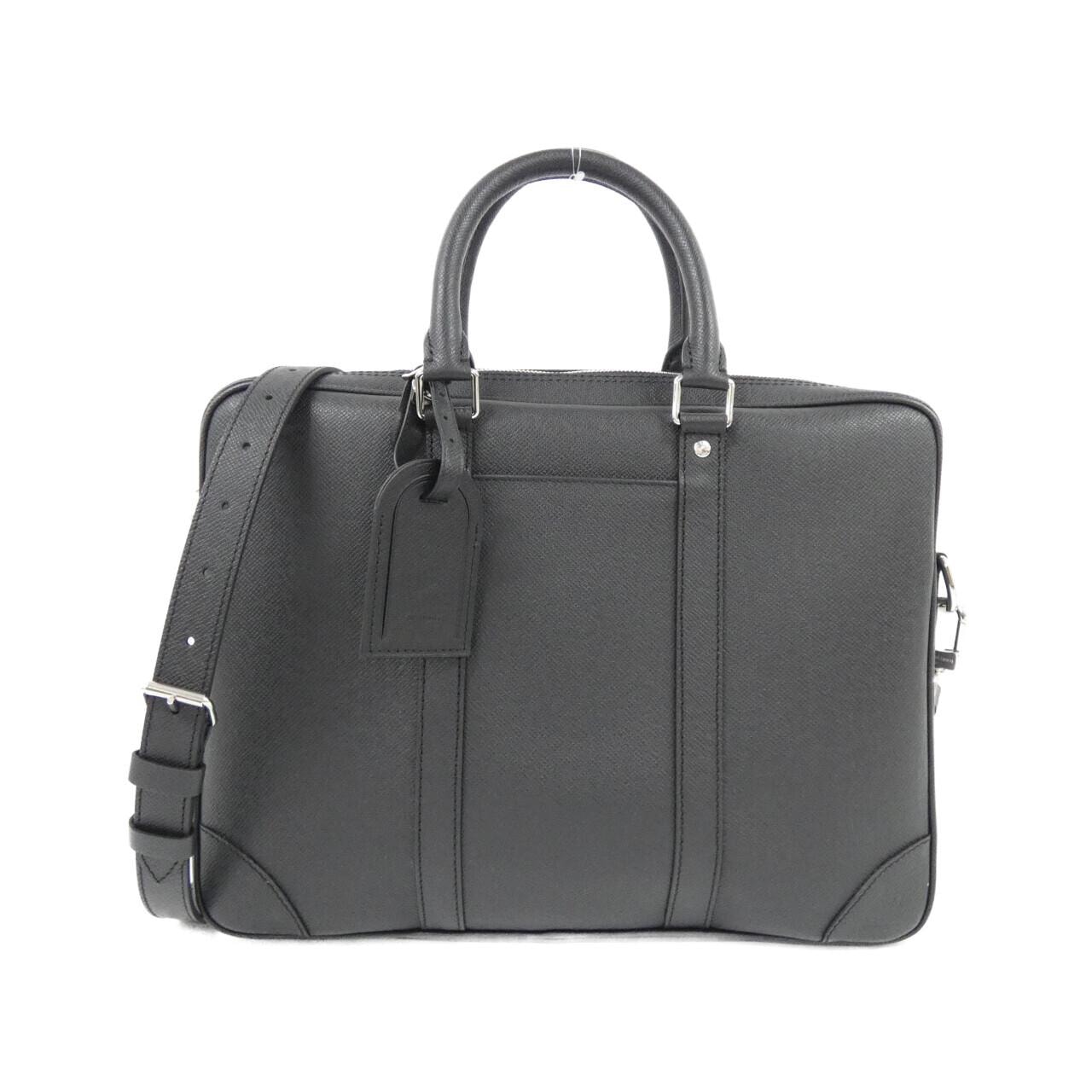 ルイヴィトン タイガ ポルト ドキュマン ヴォワヤージュ M30925 バッグ