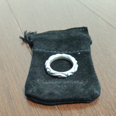 Chrome Hearts Scroll Band Ring "Silver"