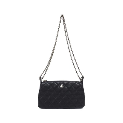 シャネル タイムレスクラシック ライン AP4704 チェーンクラッチ