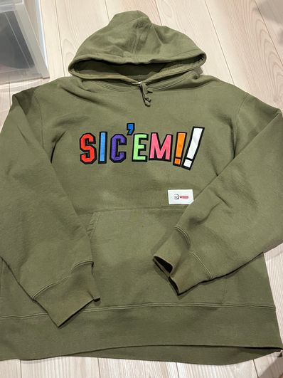 Supreme / WTAPS Sic'em! Hooded Sweatshirt "Olive Drab"