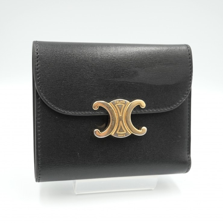 CELINE(セリーヌ)トリオンフ スモールフラップウォレット 三つ折り財布 コンパクトウォレット シャイニーカーフスキン ブラック ゴールド金具 レディース 【中古】