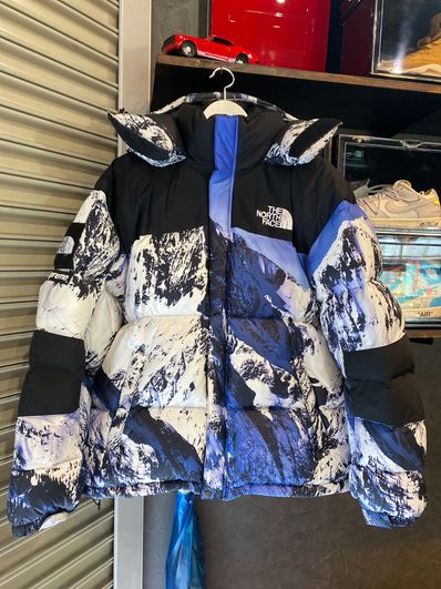 Supreme x The North Face Mountain Baltoro Jacket "Blue"