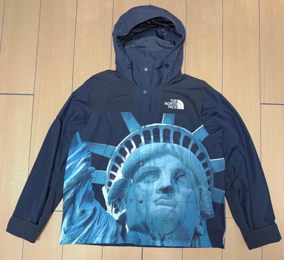 Supreme x The North Face Statue of Liberty Mountain Jacket "Black"