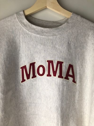 Champion クルーネックスウェットシャツ MoMA Edition