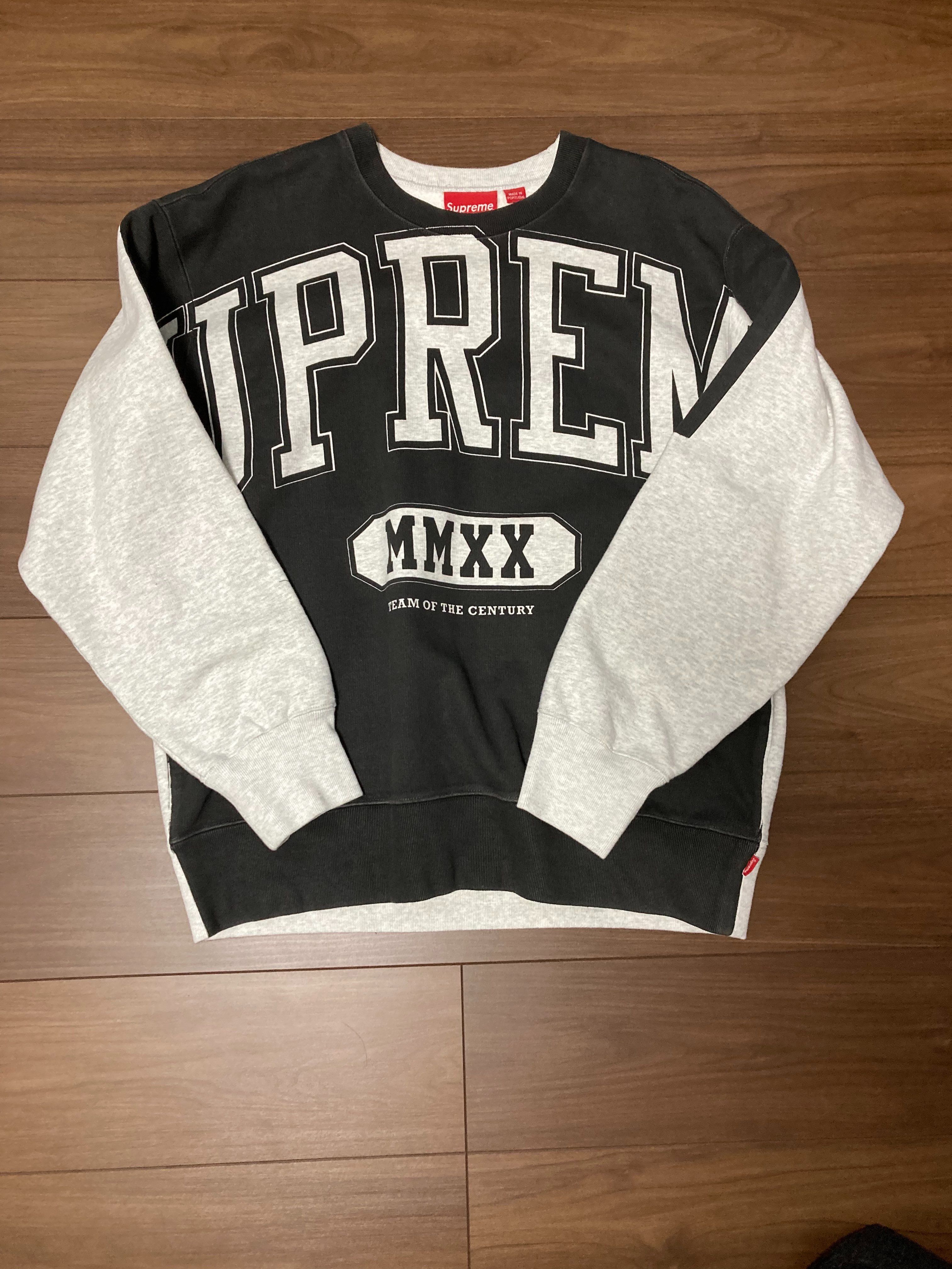 Supreme Overprint Crewneck "Ash Grey"