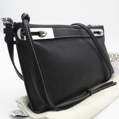 美品 LOEWE ロエベ レザー ミッシー スモール ショルダーバッグ 327.12KS28 2wayハンドバッグ ブラック カーフレザー レディース