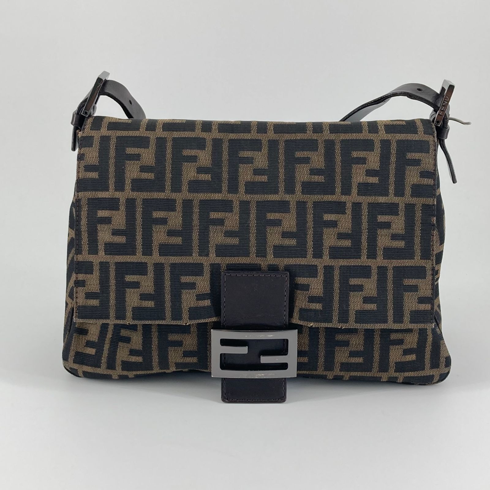 FENDI(フェンディ) ズッカ柄 マンマバケット ワンショルダー バッグ ブラウン