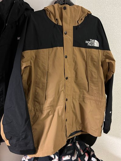 The North Face Mountain Light Jacket "Utility Brown(UB)"