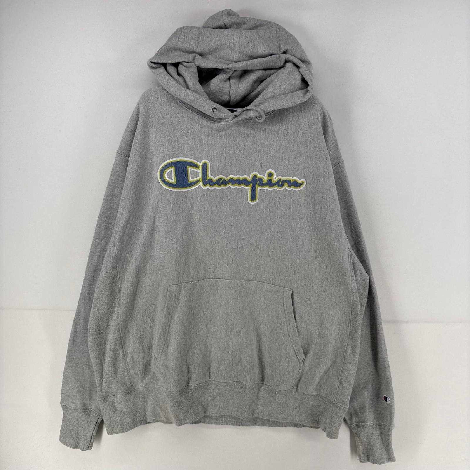 古着 チャンピオン Champion パーカー プルオーバー 大きいサイズ リバースウィーブ ワッペン スウェット ビッグロゴ XL  グレー メンズ