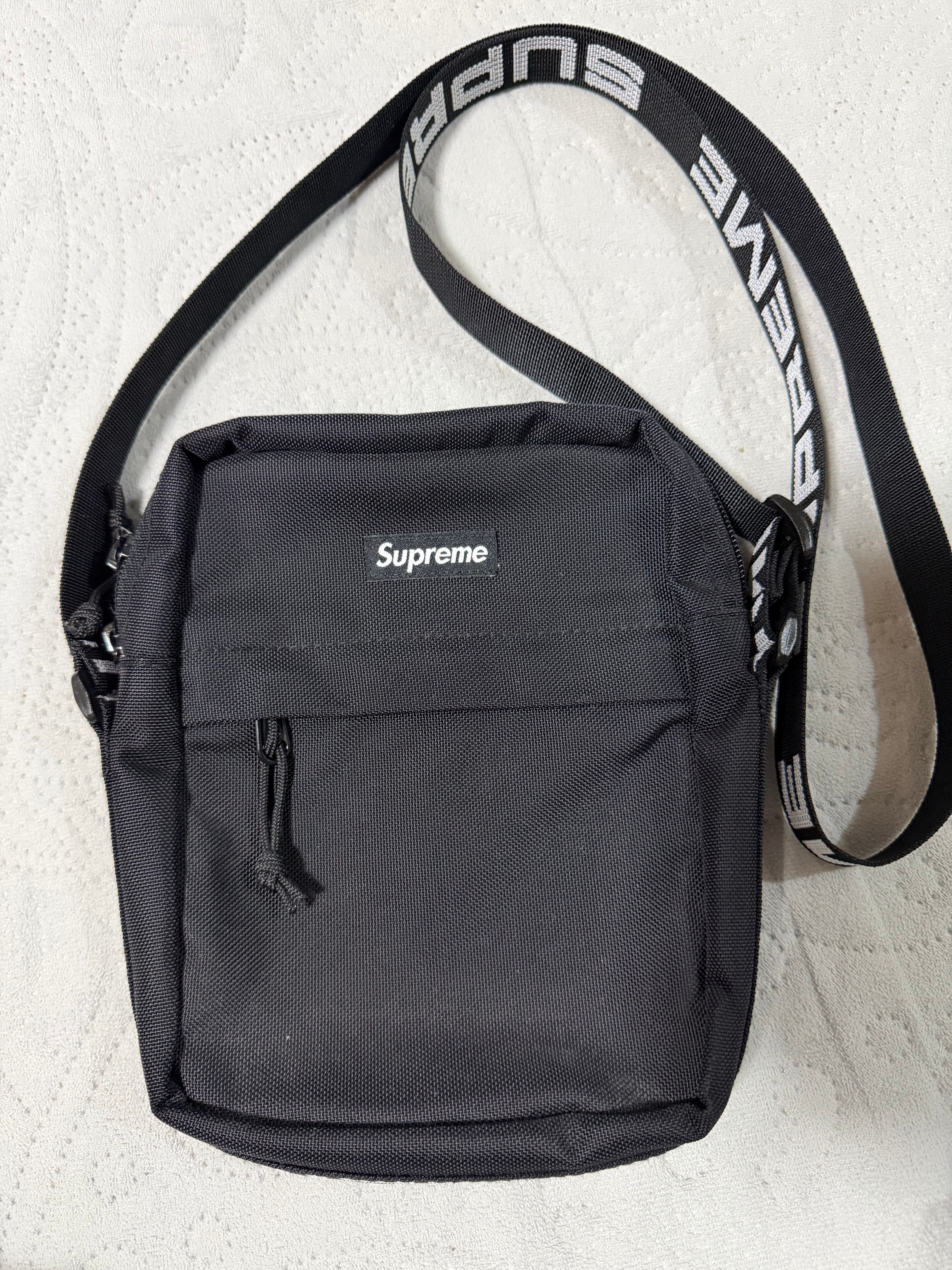 Supreme 2022ss Sling Bag 