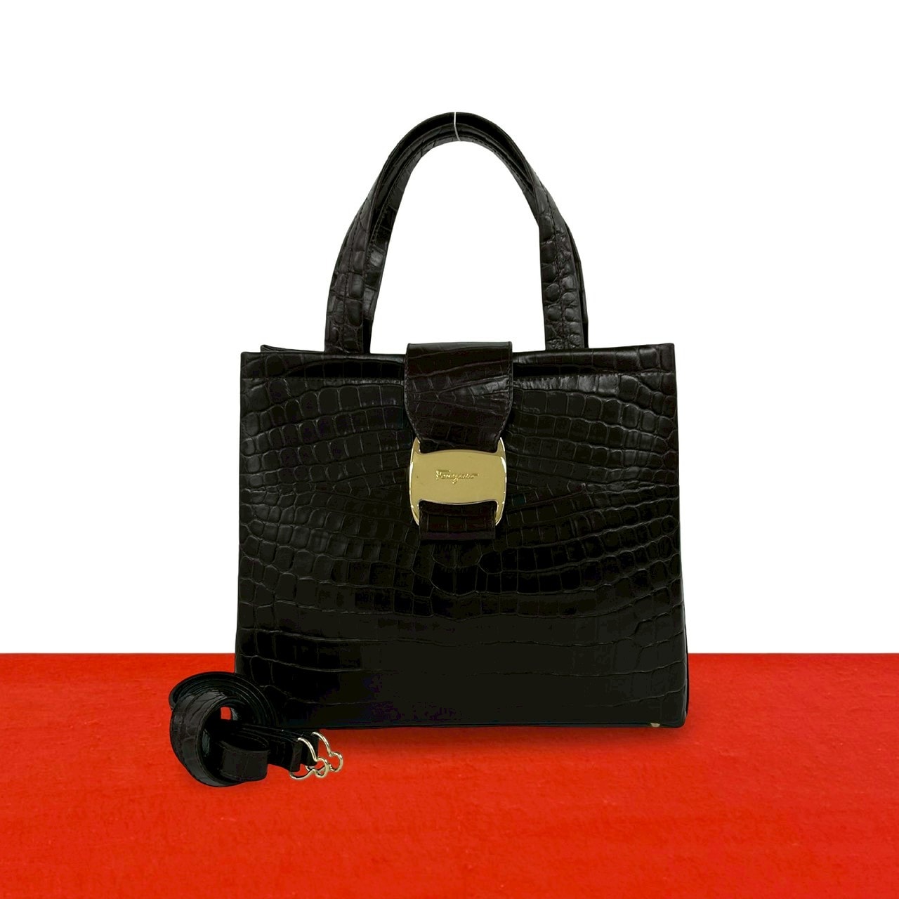 Salvatore Ferragamo サルヴァトーレフェラガモ ヴァラ 金具 レザー ショルダーバッグ ブラウン
 2872a