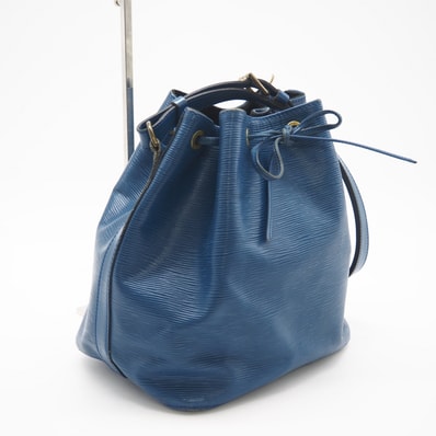 LOUIS VUITTON ルイ・ヴィトン エピ プチノエ トレドブルー M44105 ショルダーバッグ ブルー コーティングキャンバス レザー レディース