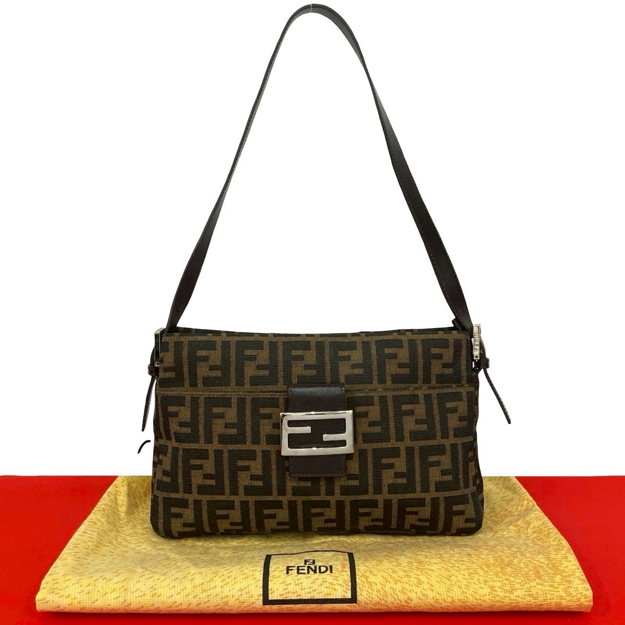 FENDI フェンディ ズッカ FF 柄 キャンバス レザー ショルダーバッグ ブラウン
64168