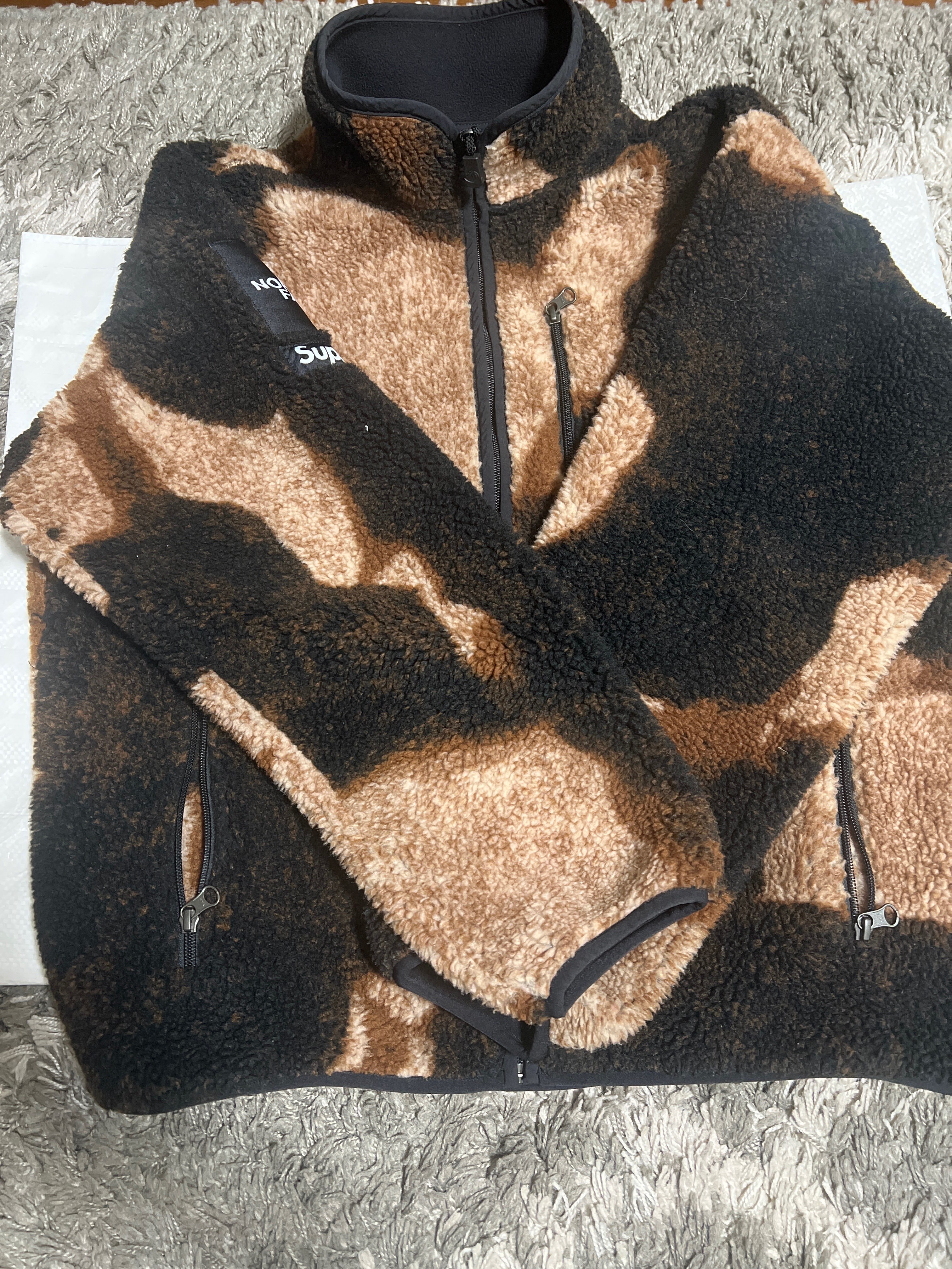 Supreme x The North Face Bleached Denim Print Fleece Jacket "Black"