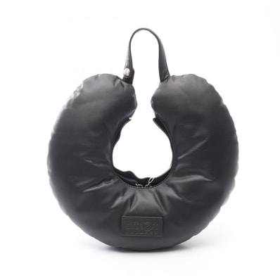 エムエムシックス MM6 トラベル ピロー バッグ ハンドバッグ バッグ レザー メンズ レディース ブラック系 SB6WD0034P7179T8013 【中古】
