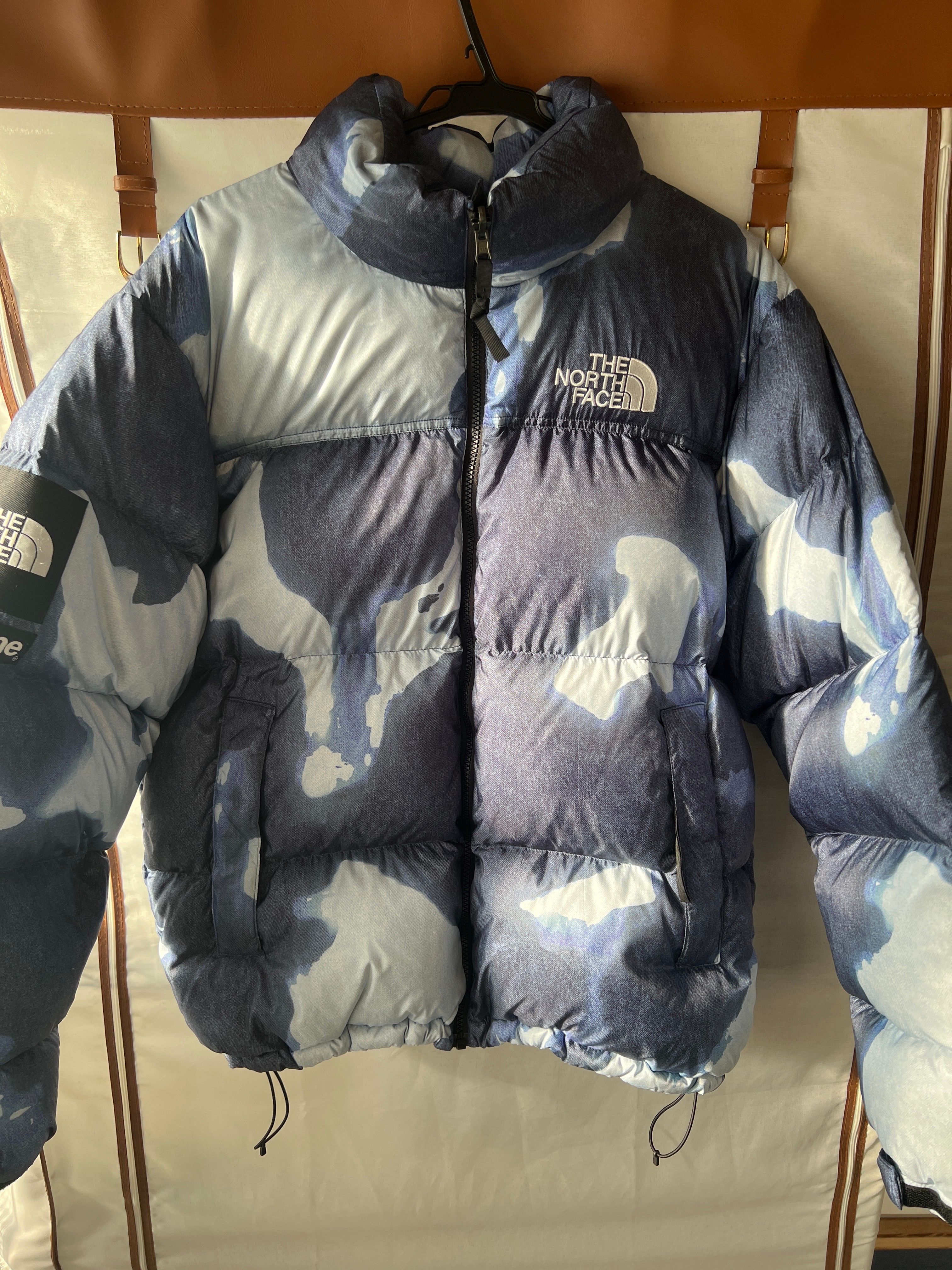 Supreme x The North Face Bleached Denim Print Nuptse Jacket "Indigo"