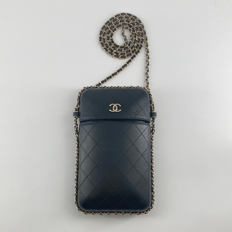 CHANEL(シャネル) ココマーク チェーン フォンホルダー 25番台 A94471 ショルダーバッグ ブラック