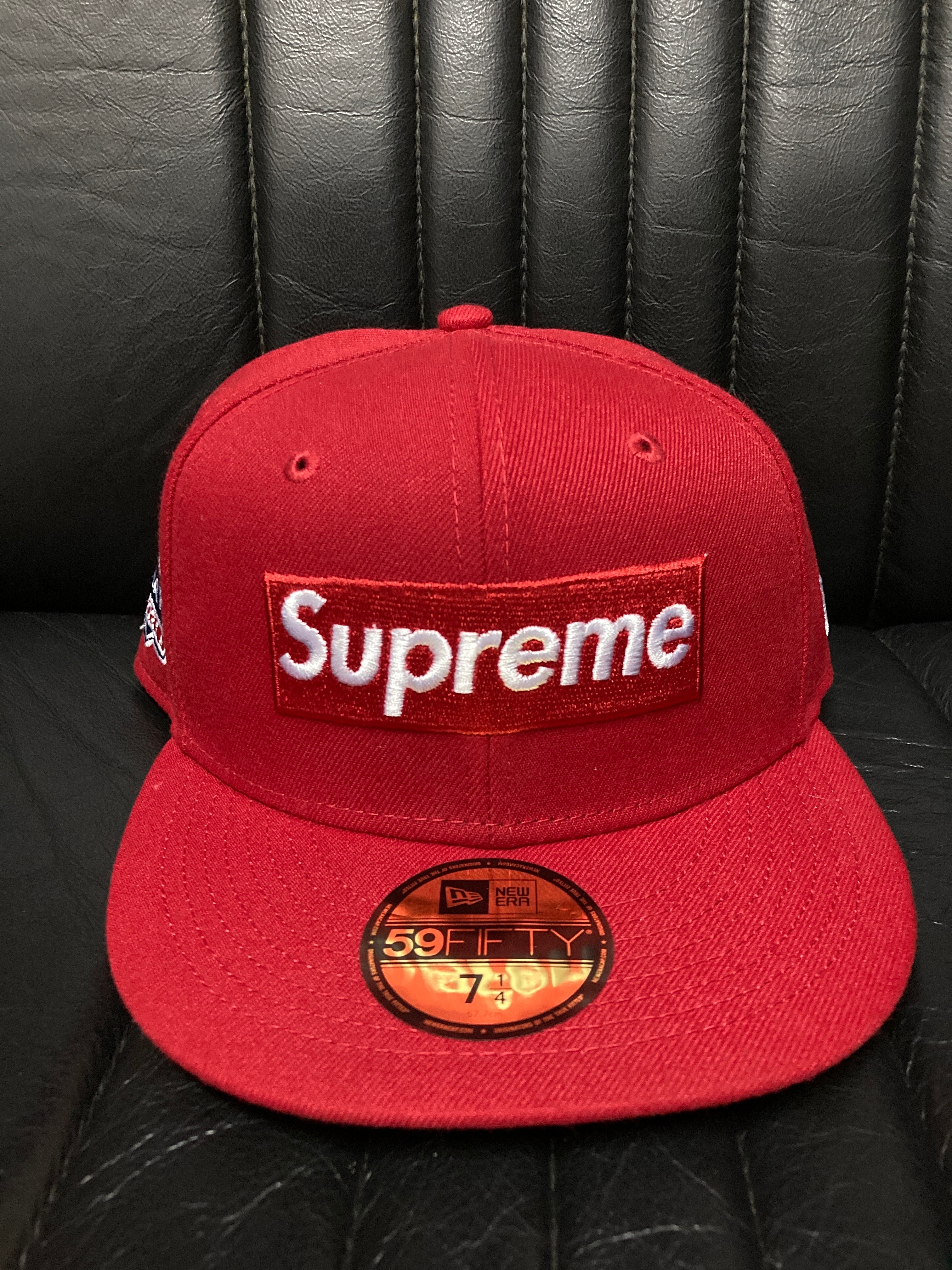 Supreme No Comp Box Logo New Era "Red"