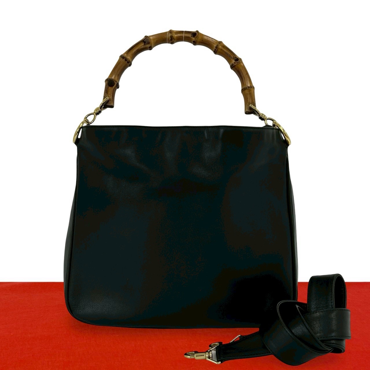 GUCCI グッチ バンブー レザー ショルダーバッグ ブラック
 84200