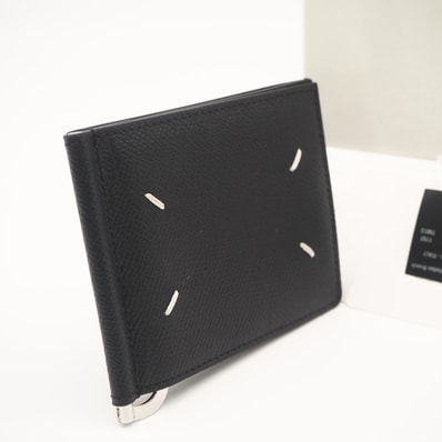 美品 MAISON MARGIELA メゾンマルジェラ 4ステッチ レザー マネークリップ S55UI0309 マネークリップ ブラック ホワイト カーフレザー メンズ