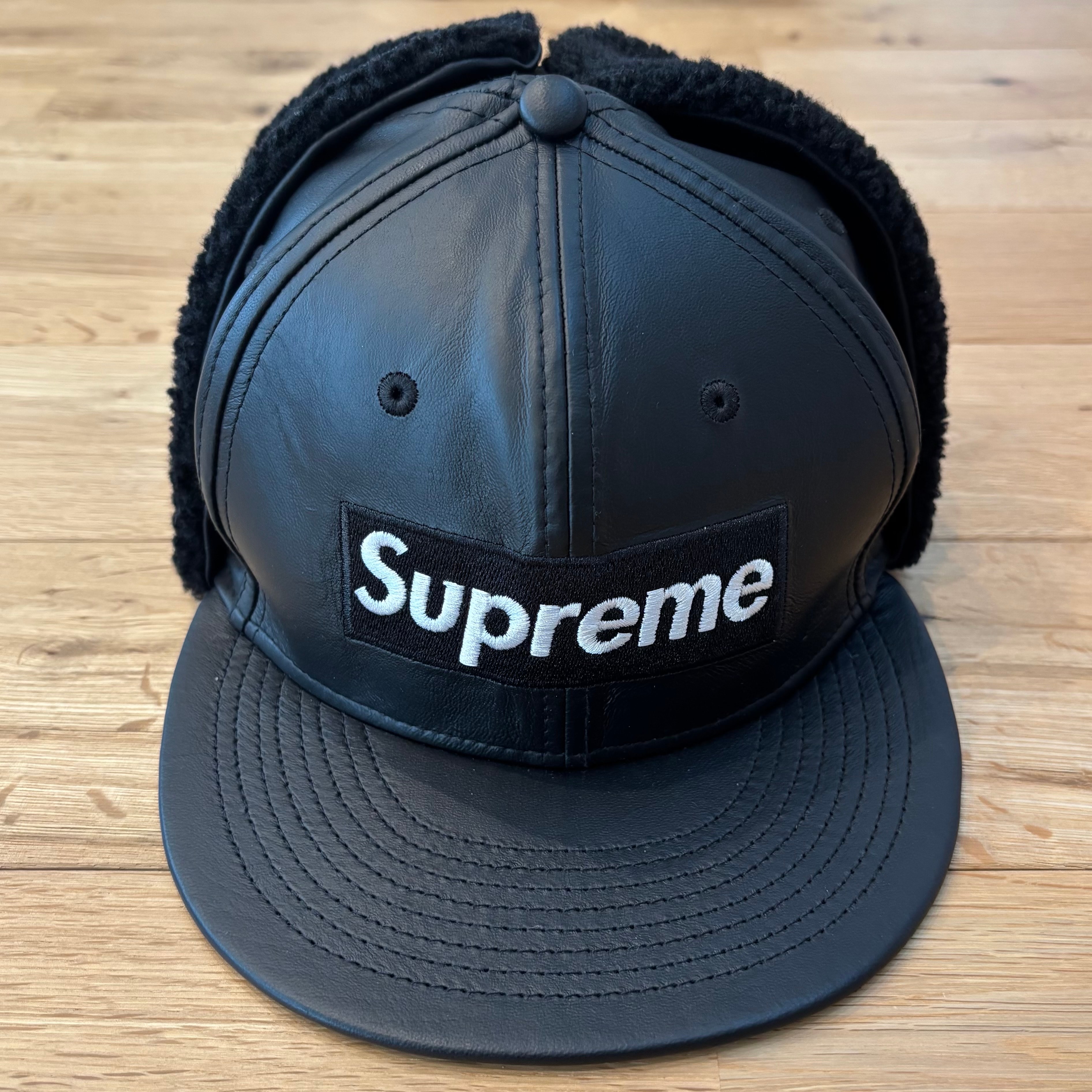 Supreme Leather Earflap Box Logo New Era "Black"