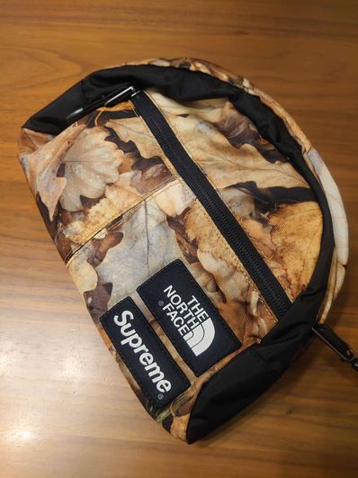 Supreme×THE NORTH FACE リーフカモウエストバッグ