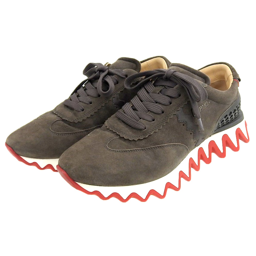 目立った傷や汚れなし】クリスチャンルブタン LOUBISHARK FLAT