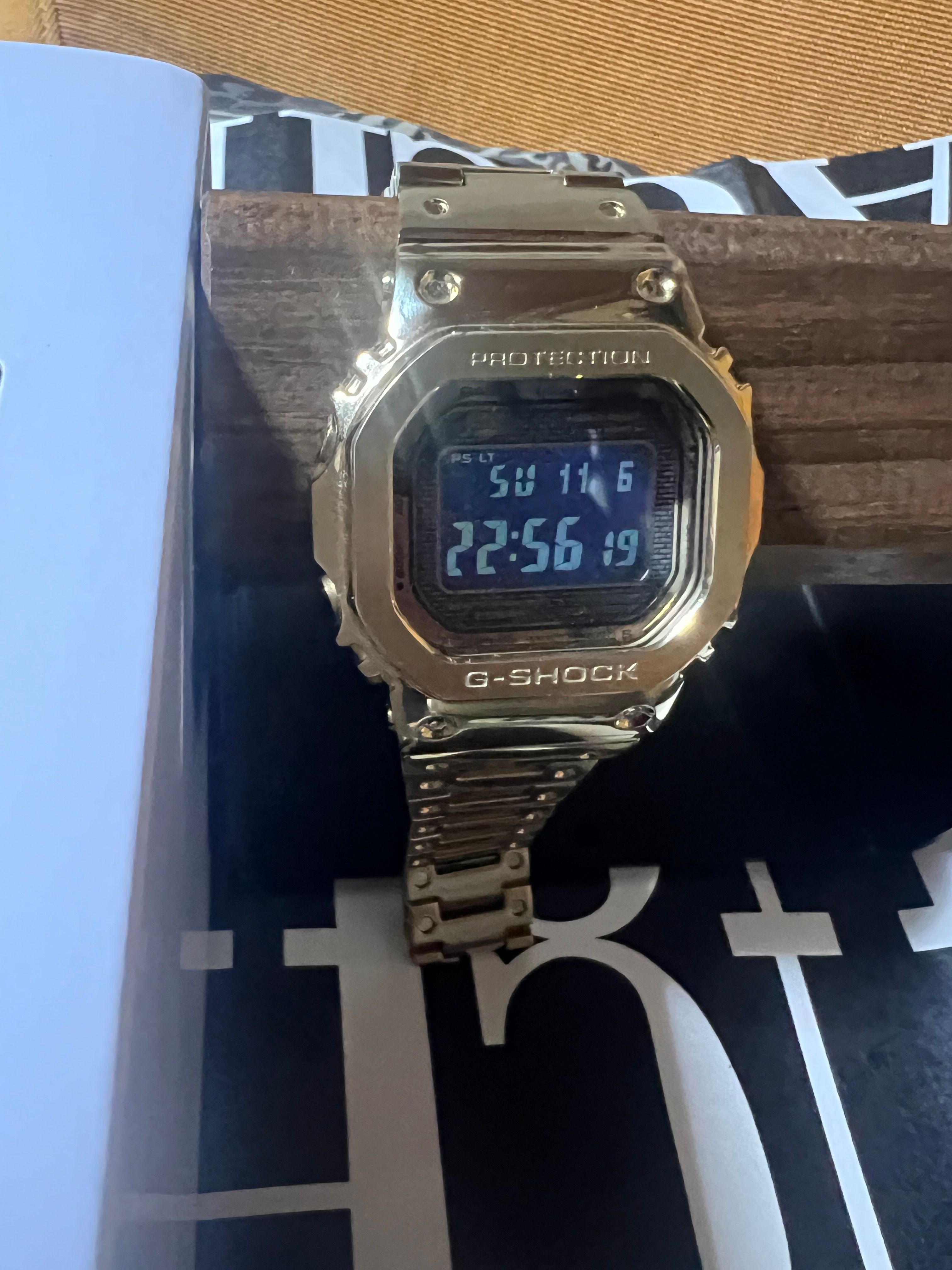 Casio G-Shock GMW-B5000GD-9 - 44mm in Stainless Steel