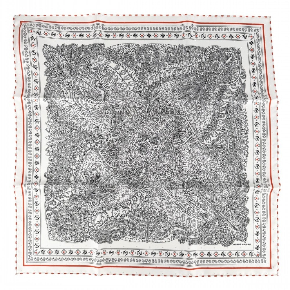HERMES エルメス スカーフ カレ55 マハラニの庭 バンダナ ファッションアイテム LE JARDIN DE LA MAHAR シルク    ホワイト 白 ブラック 黒 レディース 美品【中古品】