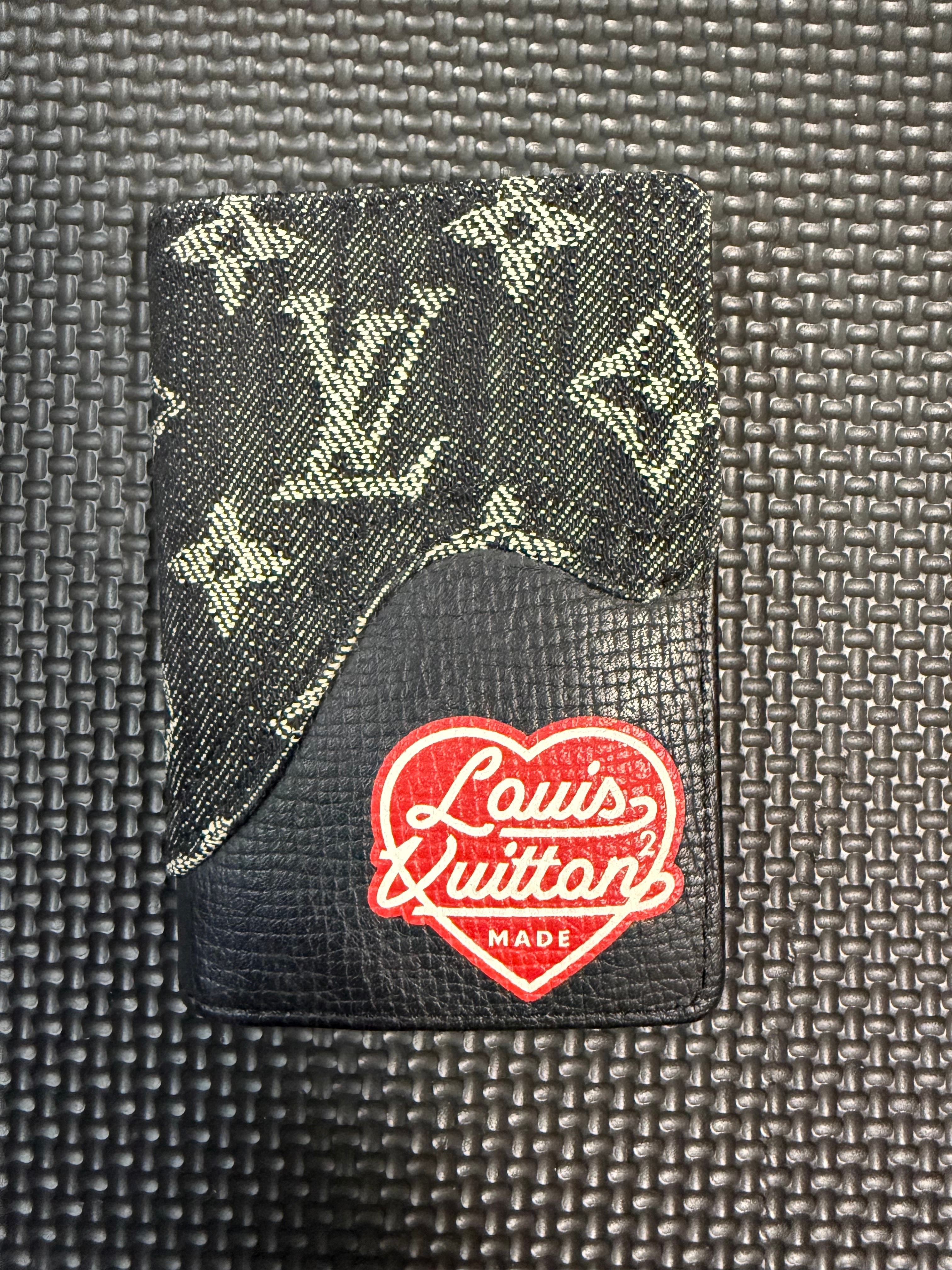 ルイヴィトン ニゴー ポケット オルガナイザー "ブラック" M81015