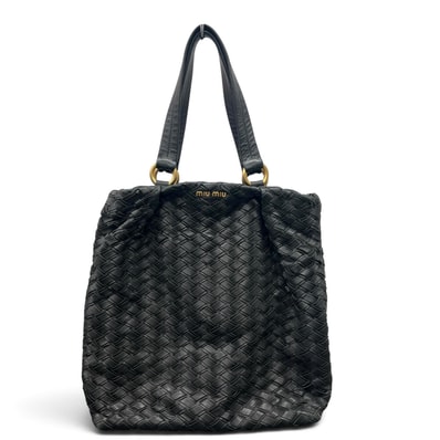 miumiu 希少 美品 ミュウミュウ イントレッチオ ロゴ トートバッグ レザー ブラック 肩掛け ハンドバッグ 編み込み ABランク 中古 鑑定済 ミュウミュウバッグ