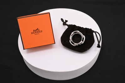 エルメス シェ―ヌダンクル スカーフリング シルバー