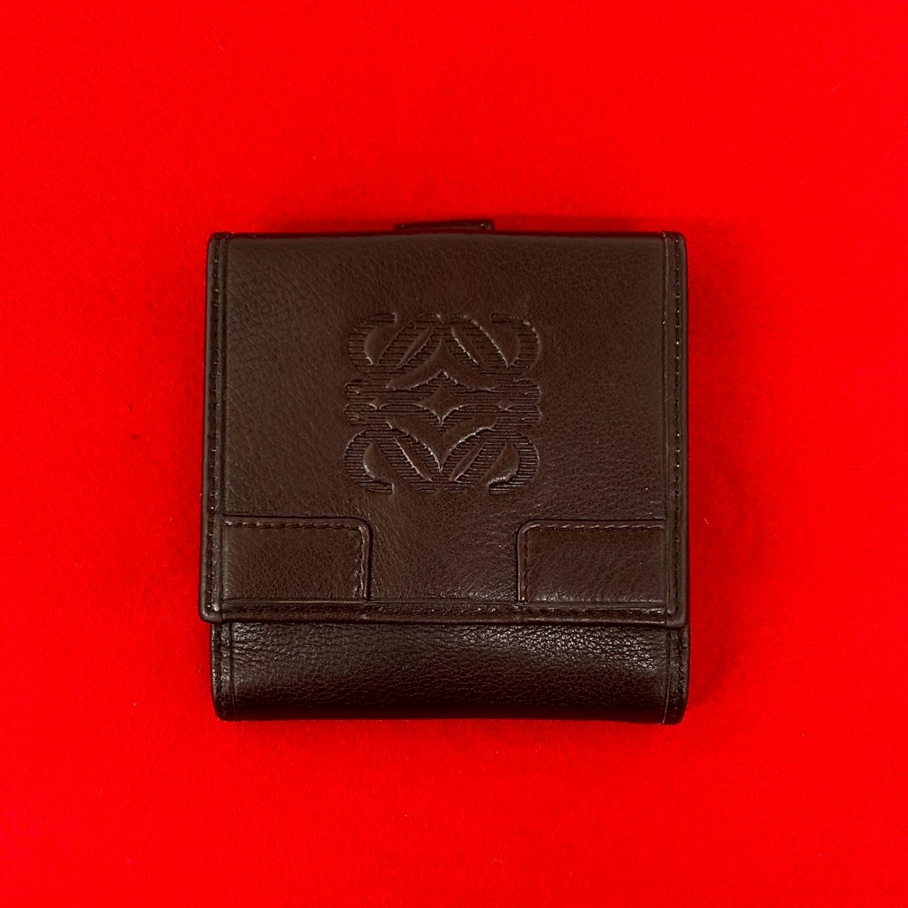 LOEWE ロエベ アマソナ アナグラム ロゴ レザー 二つ折り財布 ブラウン
 45962