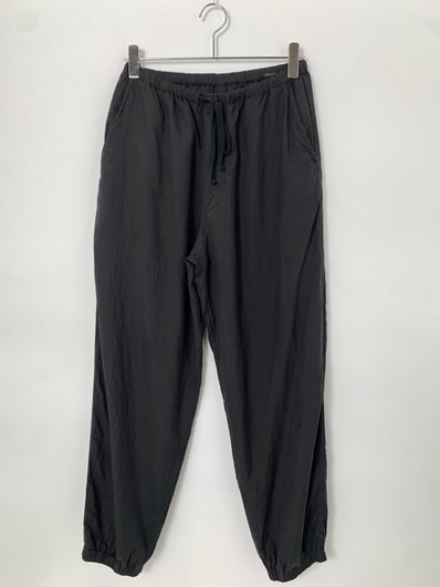 COMOLI Silk Product Dyed Drawstring Pants "Black"