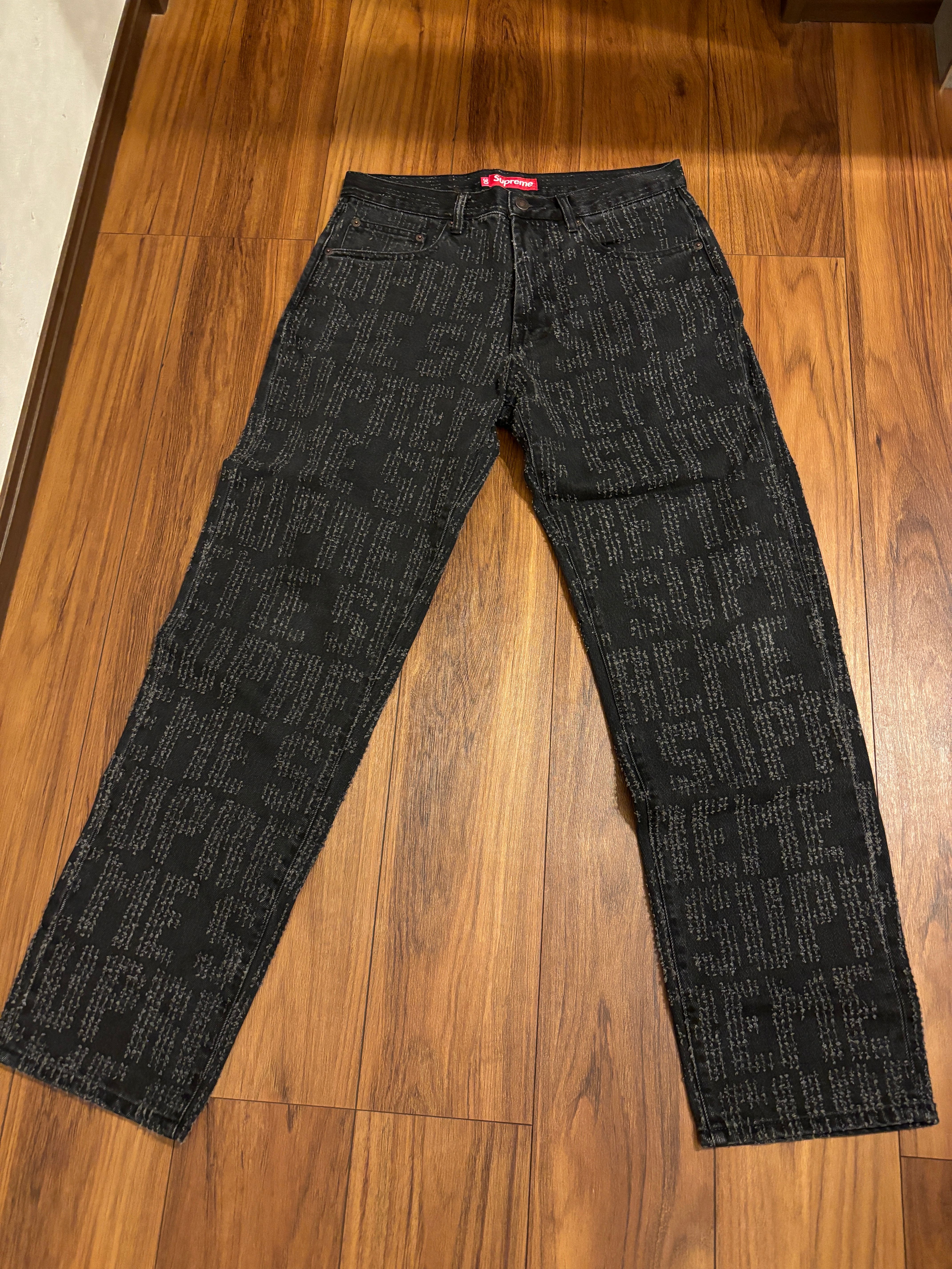 Supreme Needle Punch Regular Jean "Washed Black"