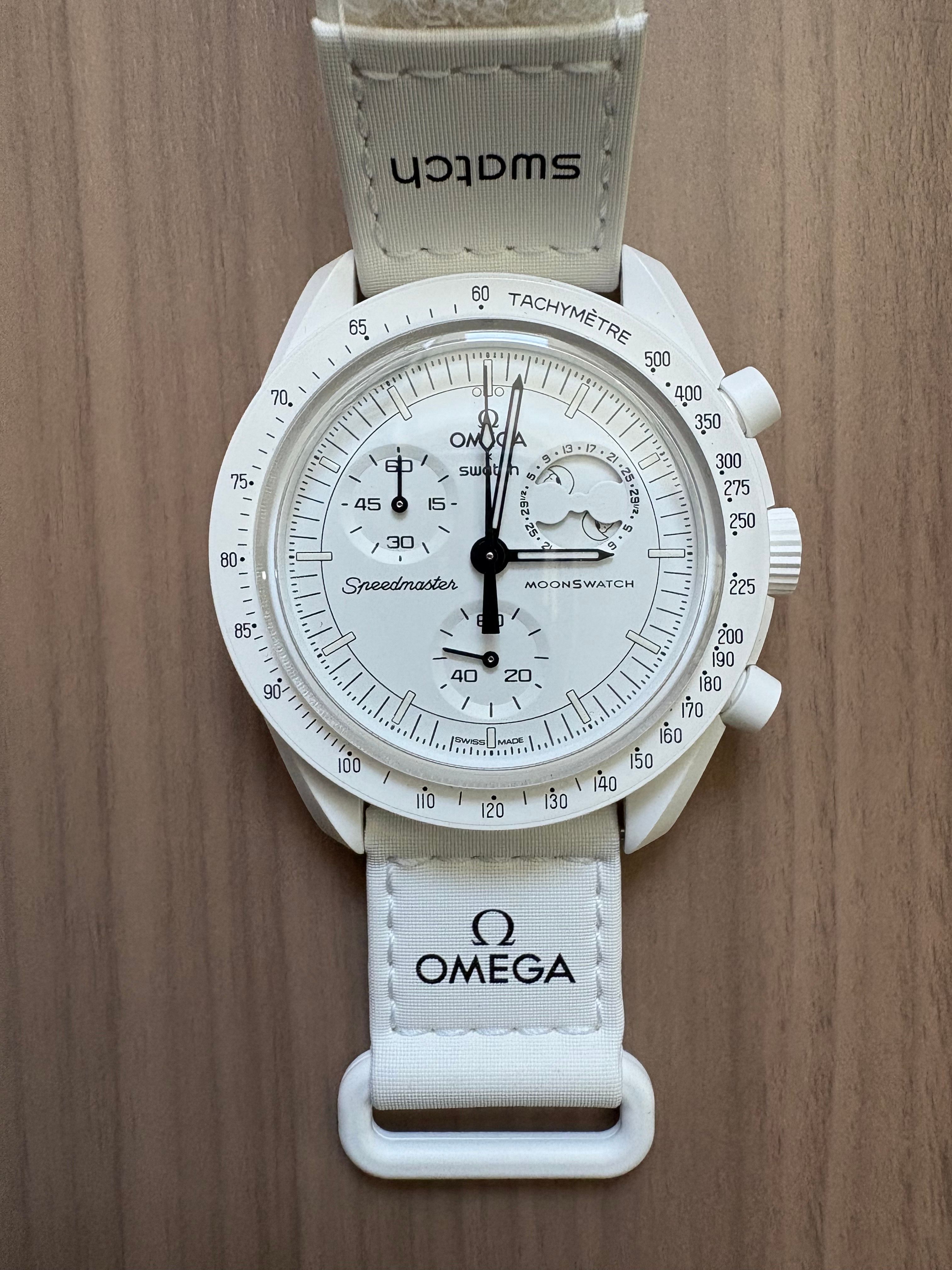 Snoopy x OMEGA x Swatch BIOCERAMIC MoonSwatch Mission To The Moonphase "White" SO33W700