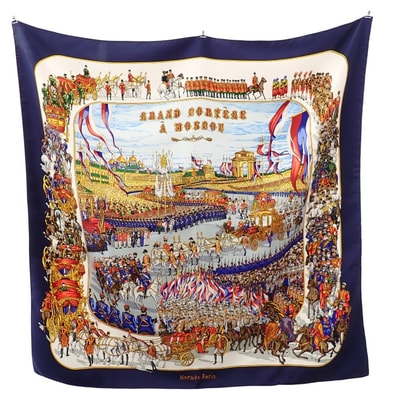 エルメス HERMES カレ 90 Grand・Cortege・a‘・Moscou モスクワ大行進 スカーフ シルク ネイビー マルチカラー レディース【中古】【ABランク】