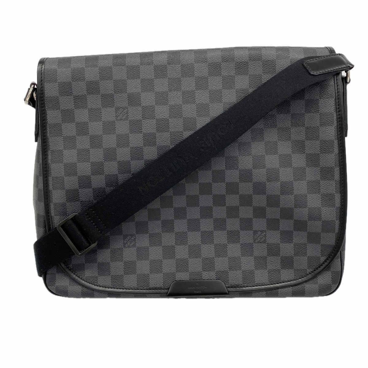 【6dc3332-k】ルイヴィトン ショルダーバッグ ダミエ・グラフィット ダニエルGM N58033 ブラック グレー【中古】メンズ